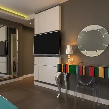 Luxury Godi Star With Private Heated Pool, Staff - Concierge Service * Sumartin