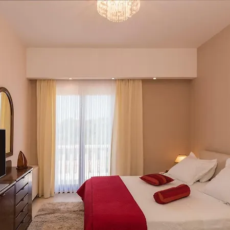 Villa Godi Star - Heated Pool, Sea View, 6 Bedrooms Villa