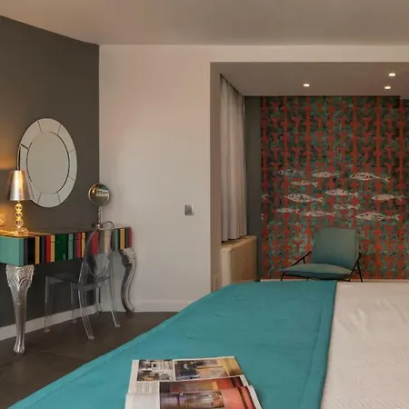 Luxury Godi Star With Private Heated Pool, Staff - Concierge Service Sumartin